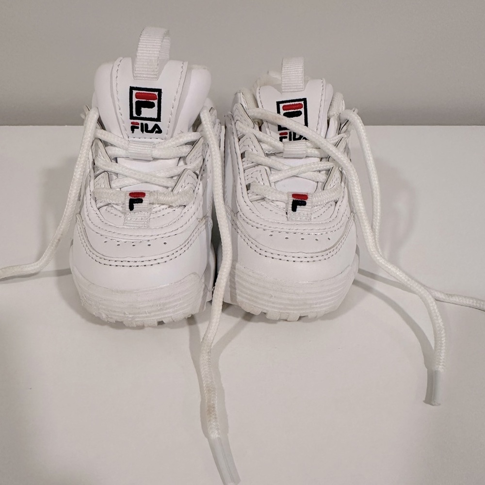 Baby FILA disruptor shoe